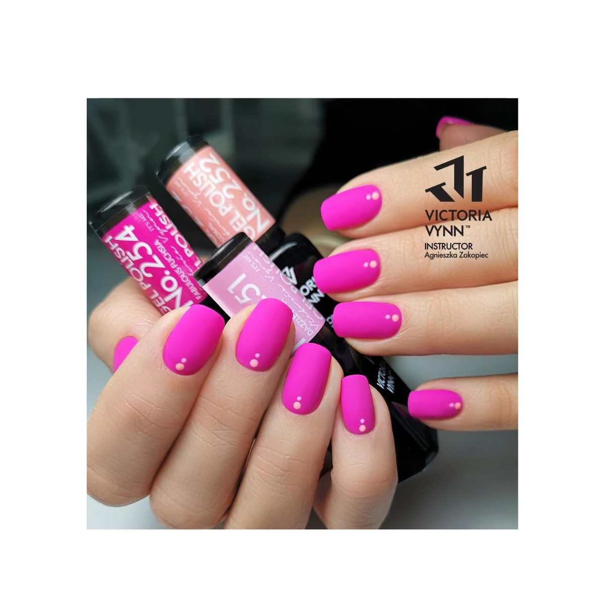 Victoria Vynn™ - Salon Gel Polish | #254 Fabulous Fuchsia TPO FREE Verval datum 11/2025