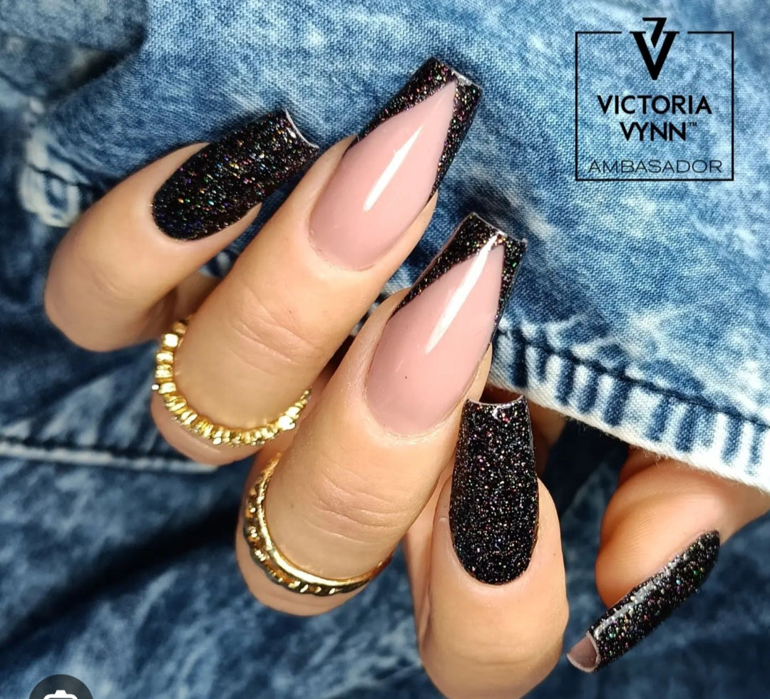 Victoria Vynn™ - Salon Gel  Polish | #330 Black Freestyle